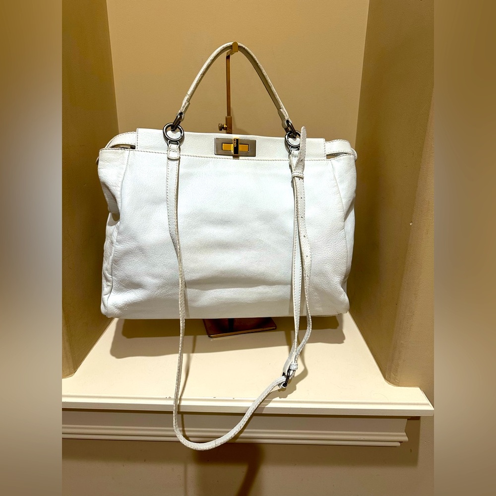 Fendi Large White Peekaboo Shoulderbag